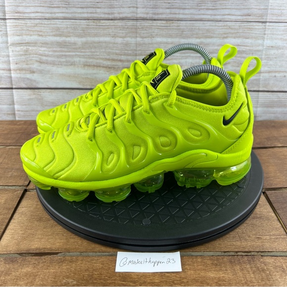 Nike Air VaporMax Plus Atomic Green Tennis Ball Volt - Picture 3 of 12